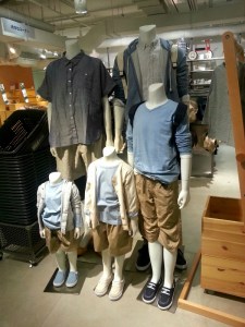 match this with a stylish scarf and chic knitted winter hat, this fashion ensemble would be very appropriate for the would-be mild manila winter... 