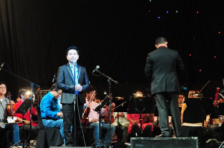 explosive performance by edwin santos...