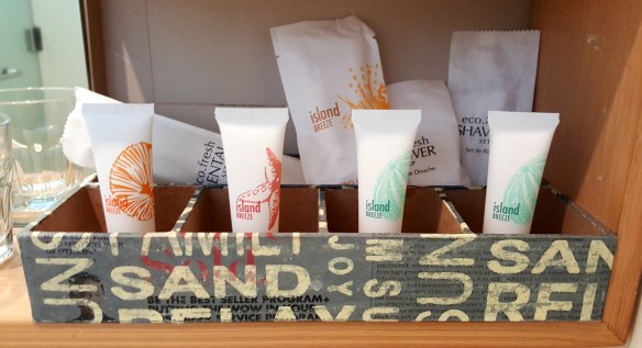 nice loots for nengkoy... she would hate me if i will just leave those... 