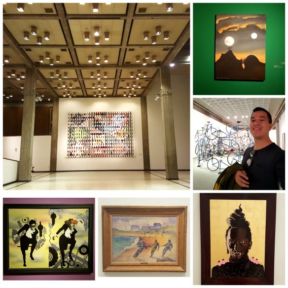 the massive entrance hall along with some of the awesome art pieces!