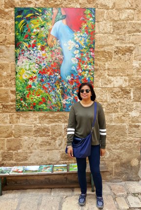 my sister love the colors of this artpiece