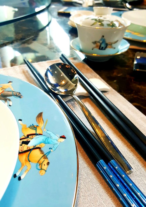 the set-up (especially the beautiful plate chargers) speaks a lot about elegance