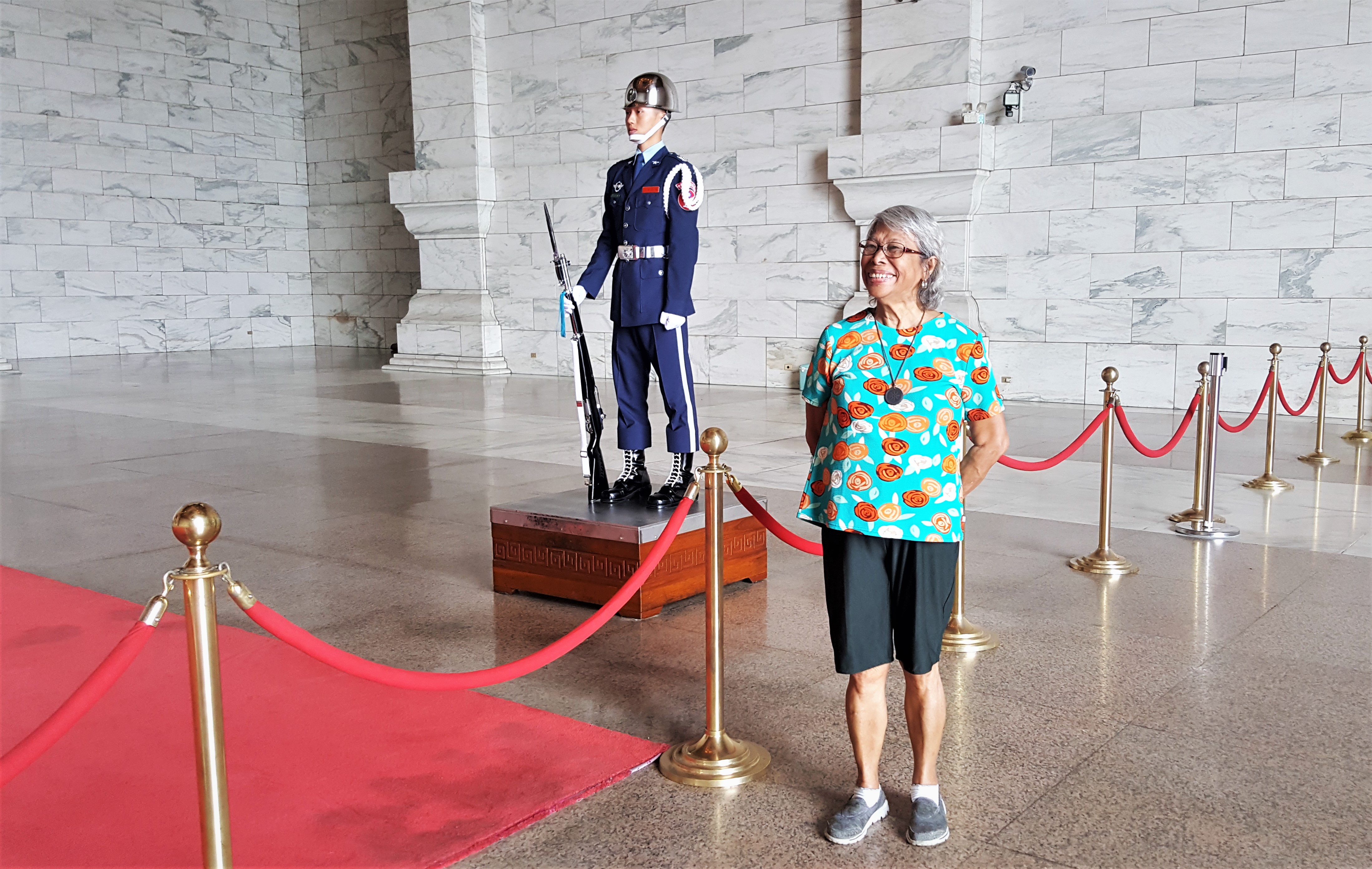 nengkoy with the cks guard.jpg